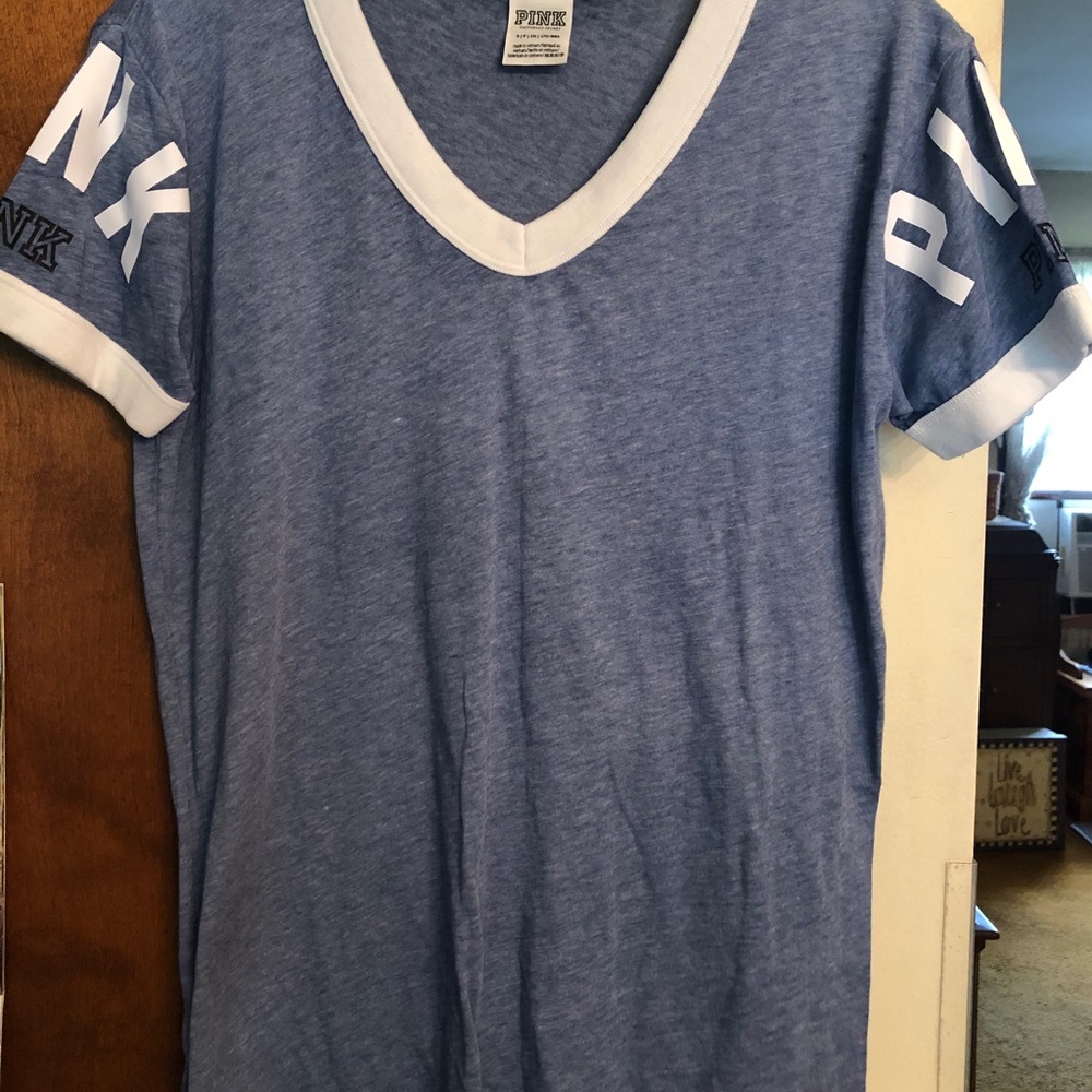 PINK Victoria’s Secret t-shirt